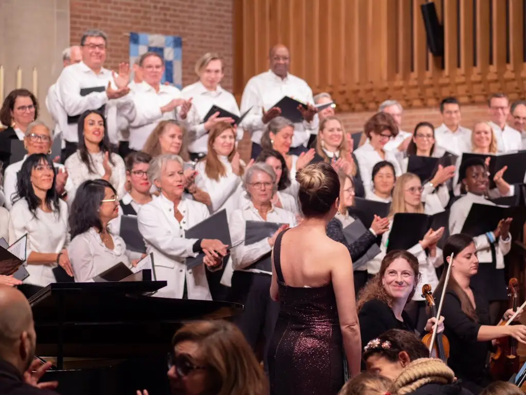 French Choir of Washington adult choir rehearsal